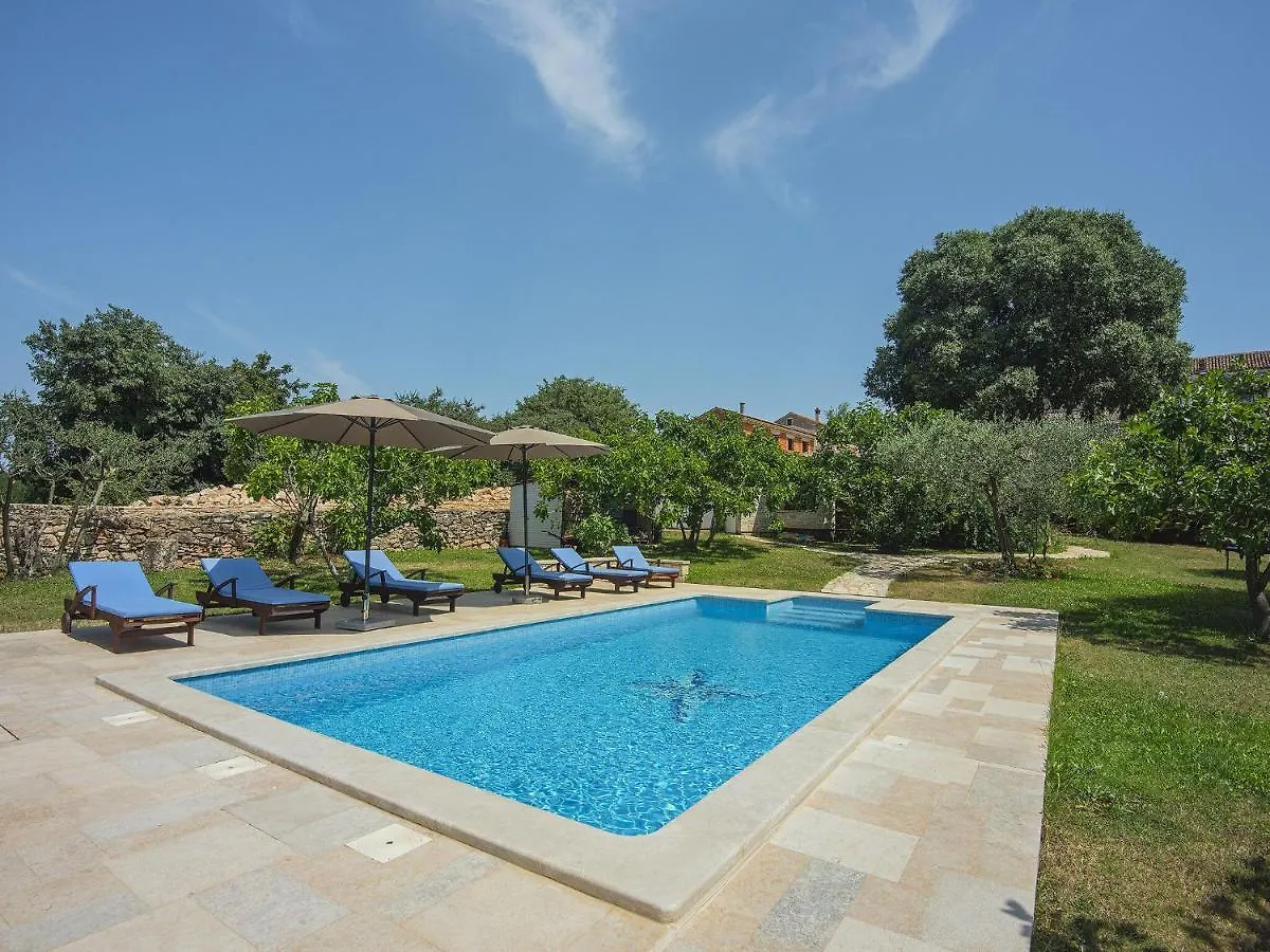 Rustic Holiday Home In Valtura With Swimming Pool Croatia